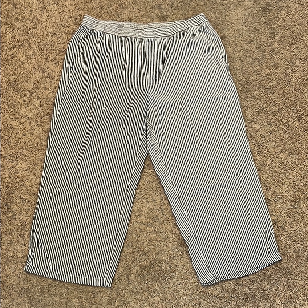 Old Navy High waisted wide leg linen blend Striped Grey Stripe Pants